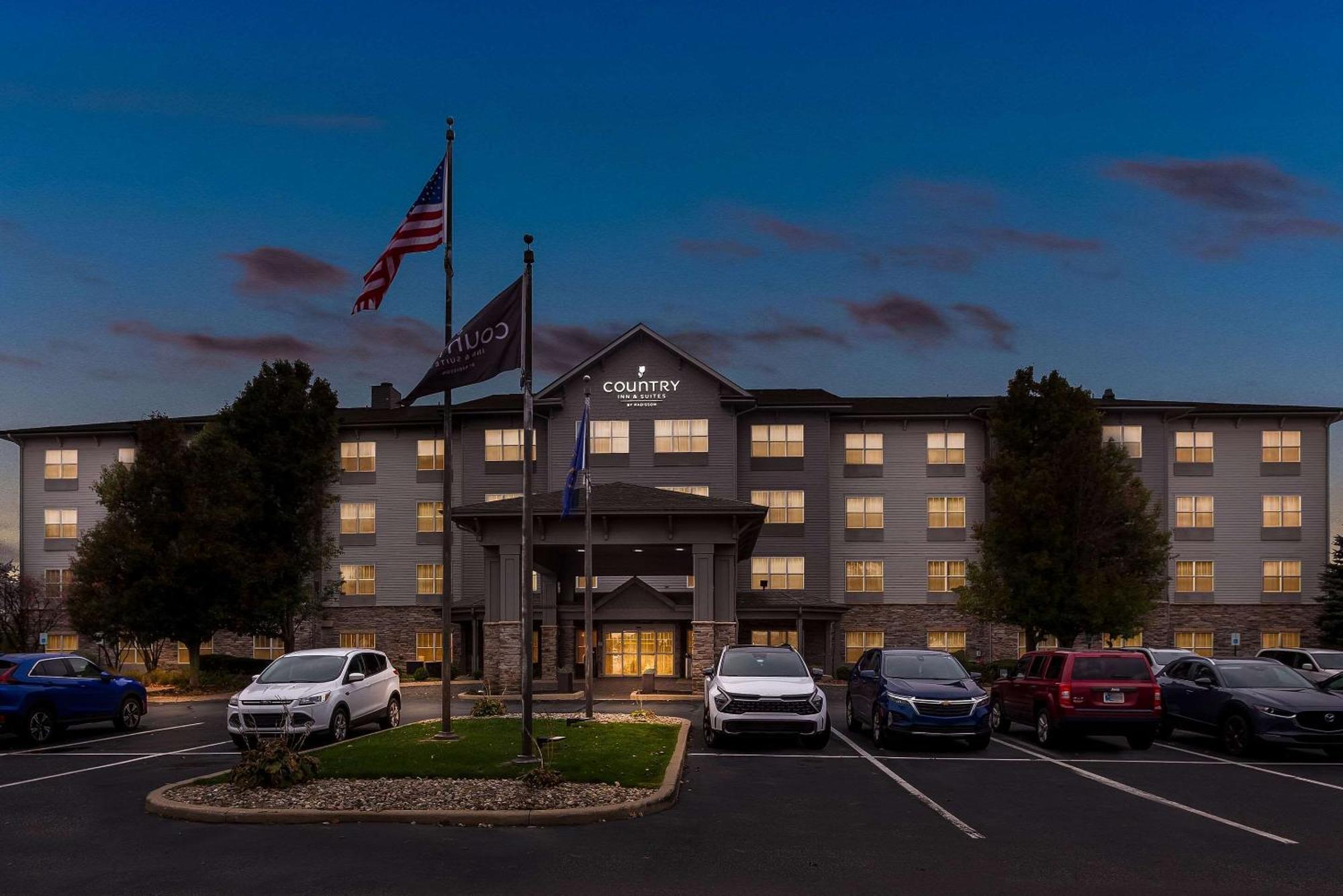 Country Inn & Suites By Radisson, Portage, In Eksteriør billede