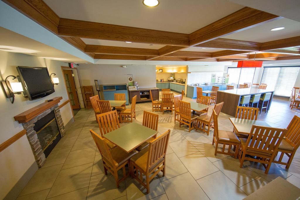 Country Inn & Suites By Radisson, Portage, In Eksteriør billede